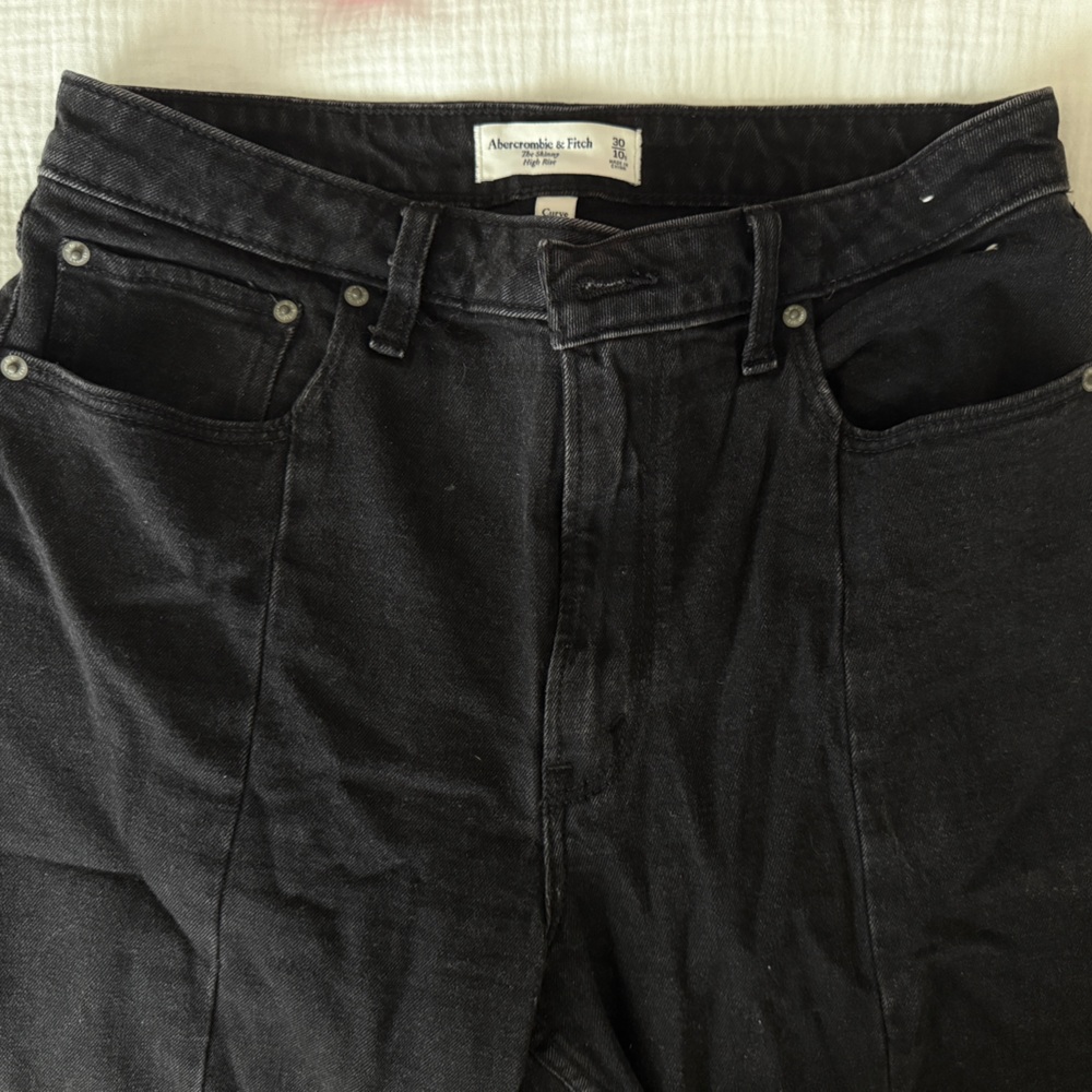 Abercrombie & Fitch Black High Rise Women Jeans (Curve Love)